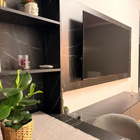 Lägenhet Lumea Noir - Designer In