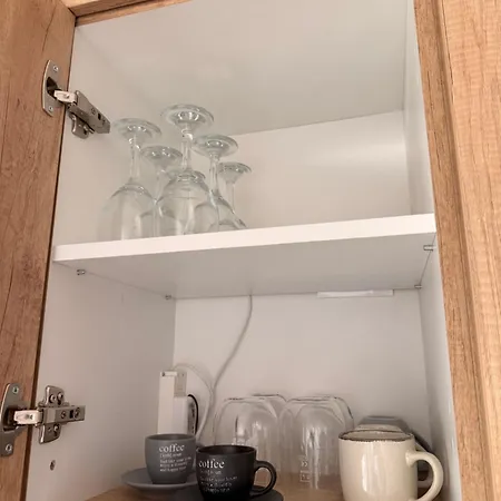 Lumea Noir - Designer In Apartman *