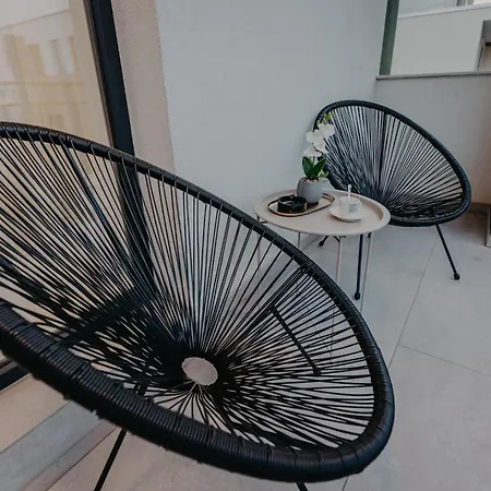 Lumea Noir - Designer In Apartman Temesvár