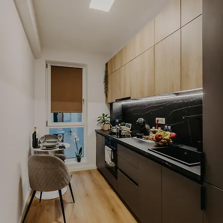 Lumea Noir - Designer In Apartman Temesvár