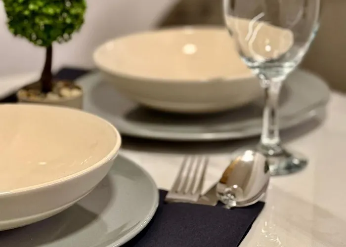 Lumea Noir - Designer In *