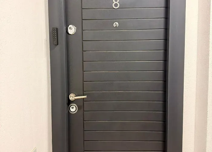 Lumea Noir - Designer In Lägenhet Timişoara